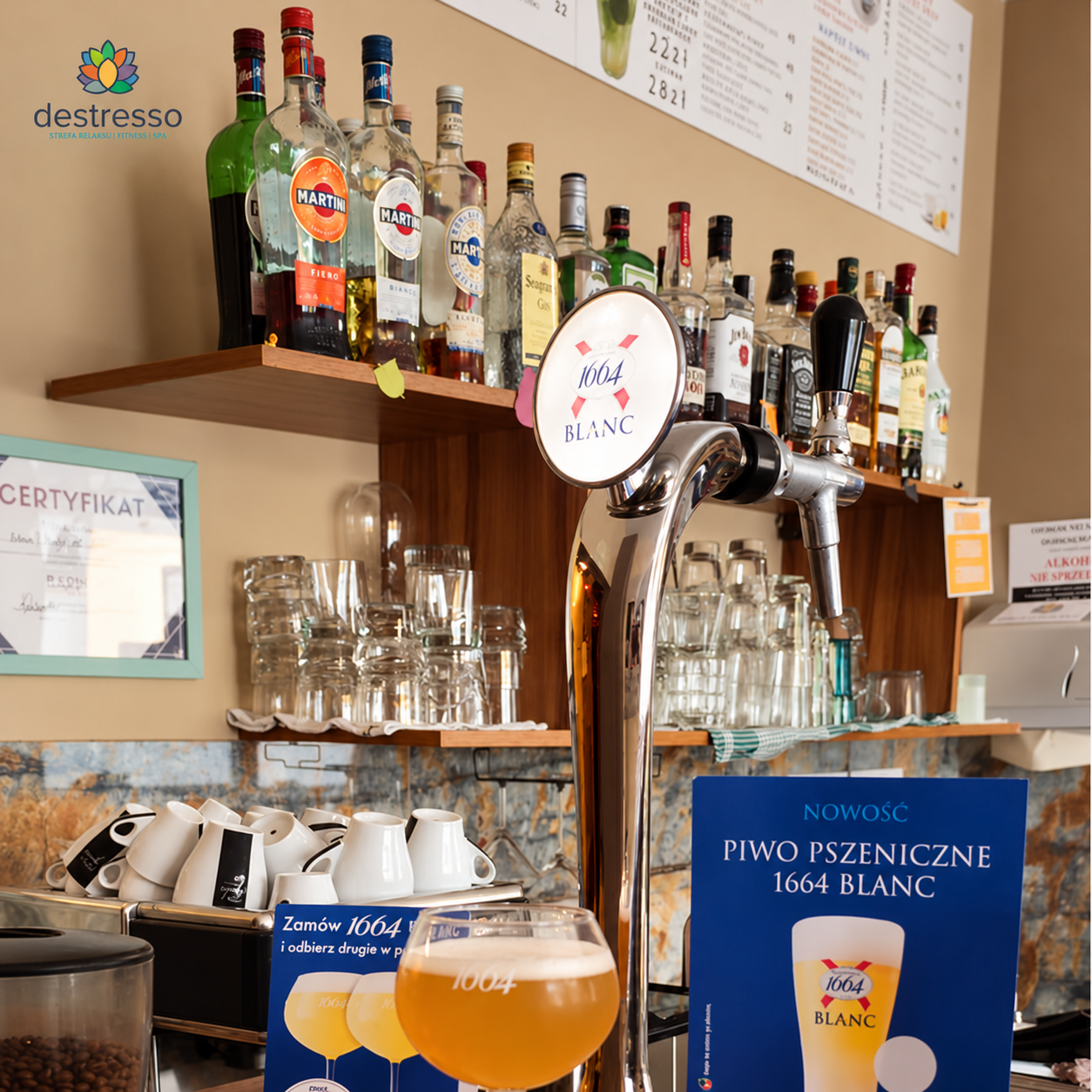 Bar DESTRESSO i jego wnętrze